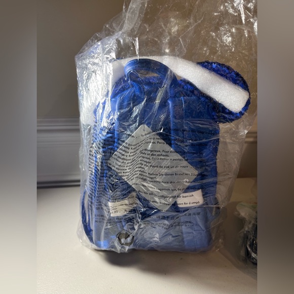 Disney Minnie Mouse Wishes Come True Blue Sequined Loungefly Mini Backack - Picture 3 of 3